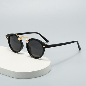 Gafas de Sol Nuevas Retro con Marco Redondo Pequeño de Metal, Estilo Aviador, Protección Solar Especial para Conducir, para Hombres Europeos y Americanos - Product Image 2