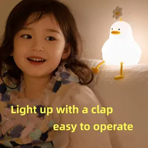 SENKAI Schlafzimmerdekoration Timer Baby-Nachtlicht USB wiederaufladbar niedliche Entenzlampe Silikon dimmbar Blume Entenz-Nachtlicht für Kinder