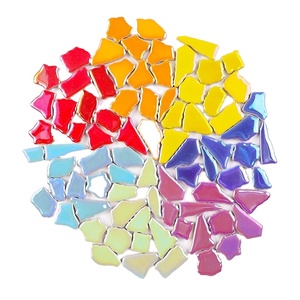 Tuiles de mosaïque en céramique émaillée irrégulières 0,78"-1,57" 1,1 lb Couleurs assorties pour la décoration intérieure, les loisirs créatifs, la fabrication de assiettes, de pots de fleurs, de vases et de tasses - Product Image 4