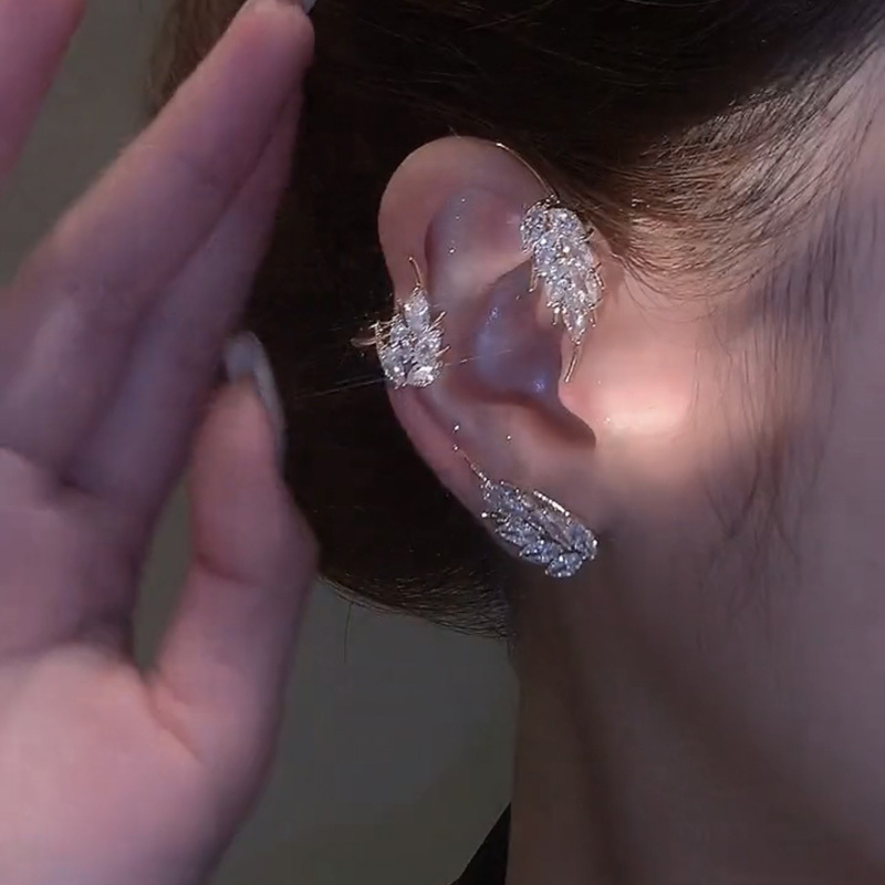 4#-right ear