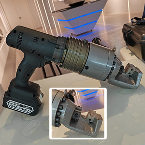 Handheld Rechargeable Lithium Ion Battery Rebar Cutter 25mm For Construction Site Emergency Rescue Dismantling - Product Image 3