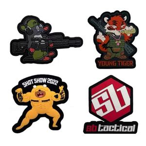 Parche de PVC <span class=keywords><strong>Rectangular</strong></span> Personalizado con Nombre en Relieve, Insignia de Silicona para Coser, Etiqueta de Goma con Logotipo 3D, Parche para Ropa - Product Image 3