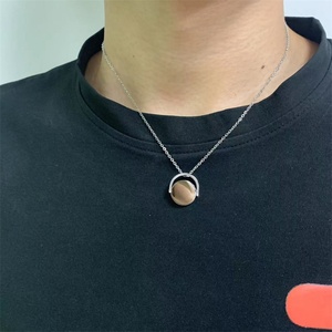 Collier Pendentif Rotatif Personnalisé en Acier Inoxydable avec Breloques Vides à Graver – Chaîne Tendance pour Anniversaire - Product Image 3