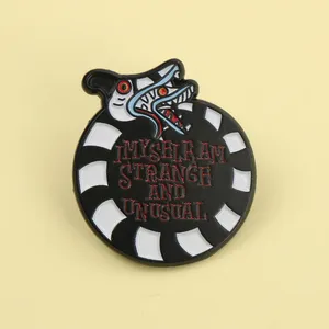 <span class=keywords><strong>Letras</strong></span> de serpiente MYSELF AM STRANGE, alfileres de solapa de Metal esmaltados inusuales, broches de aleación divertidos, insignias para niños, amigos, regalo para fiestas - Product Image 1