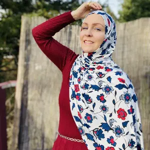الجملة شعبية لينة جميلة شال مسلم المرأة خفيفة الوزن وشاح سيدة الأزهار الحجاب لمط قمصان مطبوعة الحجاب