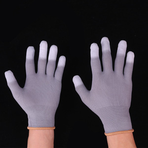 Gants de travail gris antidérapants avec revêtement PU pour usine d'électronique, usage général, 13 points de couture, texture lisse, sans latex - Product Image 3