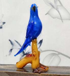 Figurine de perroquet bleu en verre soufflé à la main - Décoration artisanale - Cadeau de Pâques - Du Rajasthan - Tiny Glass World - Product Image 2