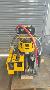 <span class=keywords><strong>Mini</strong></span> <span class=keywords><strong>pelle</strong></span> hydraulique avec <span class=keywords><strong>grappin</strong></span> à bois, petite pince à bois, scie à branches pour <span class=keywords><strong>pelle</strong></span> de 6 à 10 tonnes - Product Image 2