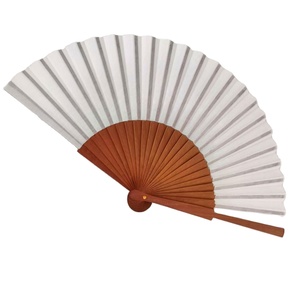 Éventail pliant portable en bambou et fer de 23 cm pour mariage, idéal comme cadeau - Vente en gros - Product Image 6