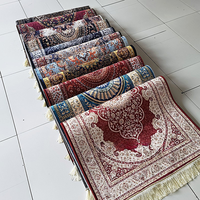 Tapis de prière rectangulaire moderne lavable en polyester épais avec imprimé diamant doré en velours, rembourrage épais pour un fond antidérapant