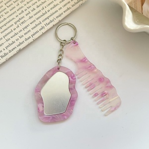 Set de Espejo y Peine con Forma de Nube Irregular Estilo Coreano, de Acetato con Efecto Mármol, Llavero Portátil para Mujer, Accesorios para Coche y Bolso - Product Image 6