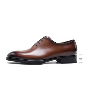 รองเท้าเดอร์บี้อ็อกซ์ฟอร์ดลำลองระดับพรีเมียม สไตล์เรโทร พื้นนุ่ม ระบายอากาศได้ดี สวมใส่สบาย เหมาะสำหรับธุรกิจและงานทางการ หนังแท้ กันน้ำ สำหรับฤดูใบไม้ร่วง - Product Image 4