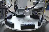 Machine automatique de remplissage et de scellage de tubes LTFM-5L Machine de remplissage et de fermeture de tubes à piston crème avec couvercle anti-poussière