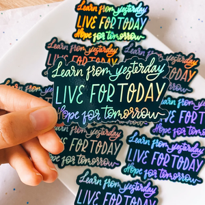 Tùy chỉnh Holographic in ấn <span class=keywords><strong>Scratch</strong></span>-off ngoài trời UV bằng chứng không thấm nước dính PVC Vinyl chết cắt Logo Sticker tùy chỉnh - Product Image 1