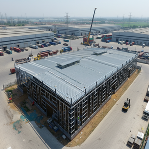 Bâtiment d'atelier en structure métallique pour usine de fabrication automobile, conception d'ingénierie de précision - Product Image 1