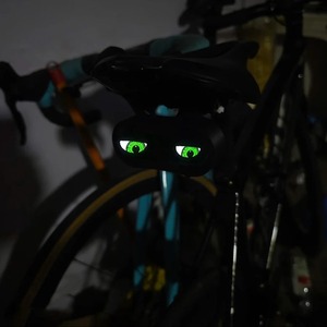 Nouveau <span class=keywords><strong>Design</strong></span> Personnalisé Écran Simple ou Double Dynamic Eveil Yeux Lumières pour Vélo et Moto - Product Image 6