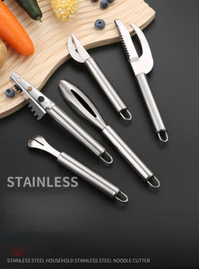 Venta al por mayor de utensilios de cocina Manual de acero inoxidable quitar rápido cepillo de piel de pescado escamas de pescado ralladores raspador para Cocina - Product Image 6