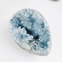 Grappe de célestites bleues naturelles de haute qualité en gros Cristal brut Géode de célestite bleue Druzy