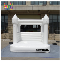 Château gonflable commercial blanc en PVC de qualité supérieure avec piscine à balles et toboggan aquatique, taille personnalisable, idéal pour la location événementielle