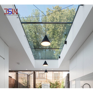 Fenêtre de toit motorisée en alliage d'aluminium résistante aux intempéries pour installations extérieures sur toit - Product Image 1