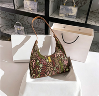 Sac en peluche premium en forme de chat à porter à l'épaule, nouveau sac bandoulière brodé jacquard, sac fourre-tout grande capacité