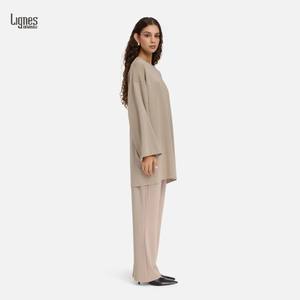 Abbigliamento Musulmano Set 2 Pezzi Tessuto Traspirante ad Asciugatura Rapida Top e Pantaloni Modesti per Donne Musulmane - Product Image 6