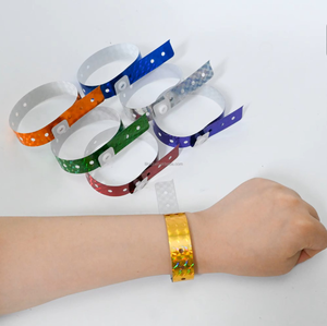 Bracelets d'identification jetables en plastique colorés et durables - Product Image 1