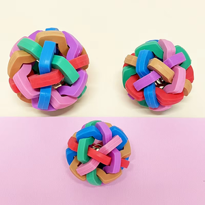 Mainan gigitan kucing bola bel karet TPR, tahan lama 6cm sambungan 3 warna mainan hewan peliharaan interaktif untuk anjing - Product Image 4