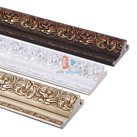 Machine de fabrication de profilés de bande décoratifs d'intérieur en mousse PS Ligne de production de panneaux de carreaux de plinthe PS de style moyen-orient