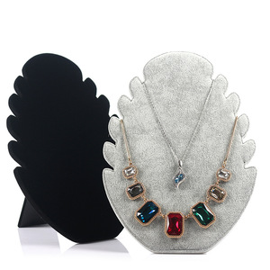 Estante Soporte de exhibición de joyería Gran forma de llama Colgante Cadena Terciopelo Pulsera Collar Soportes de exhibición - Product Image 5