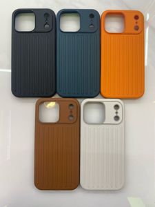 Étui de téléphone en TPU+PC à texture de cuir ondulé compatible avec les modèles d'<span class=keywords><strong>iPhone</strong></span>, <span class=keywords><strong>coque</strong></span> de protection durable - Product Image 2