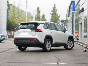 Toyota <span class=keywords><strong>RAV4</strong></span> Rongfang 2018 Premium 4x4 <span class=keywords><strong>RAV4</strong></span> XLELE 4x4 SUV de taille moyenne, véhicule d'occasion pour adultes à vendre, 2013, dépôt en stock - Product Image 5