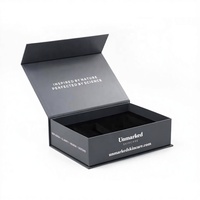 Boîte cadeau pliable en carton rigide rose recyclable, imprimée sur mesure, gaufrée, avec fermeture magnétique et insert en carton ondulé pour cosmétiques