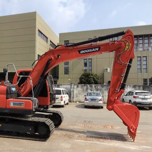 Excavatrice sur chenilles hydraulique Doosan DX140LC-9C d'occasion de 15 tonnes, faible nombre d'heures, bien entretenue, matériel de construction d'origine - Product Image 6