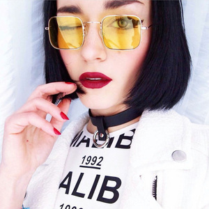 Sunglasses <b>Square</b> <b>Frame</b> Unisex UV400 Protection Fashionable Travel Outfits <b>White</b> Yellow Gold Silver Black Full Rim Class 2 - Product Image 1