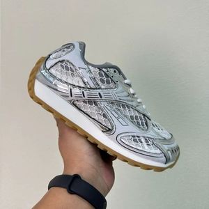 Zapatillas Deportivas de Moda, Ligeras y de Alta Calidad con Cordones |   Nuevos Zapatos Deportivos de Diseño para Correr y Caminar en Todas las Estaciones con Comodidad - Product Image 1