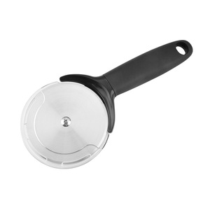 Pizza Roller Cutter 21.5 Cm Black Handle With Protective Cover For Pizza And Cookie Slicing - Product Image 4