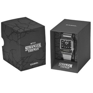 Reloj Digital Ovalado de Lujo de Última Generación en Colaboración con Stranger Things - Edición Limitada Moderna y a la Moda - Product Image 2