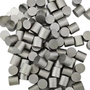 Granulés cubiques de niobium moulés mat de haute pureté (99,95%) de 3 à 100 mm, certifiés ISO 9001, pour fusion sous vide par rayonnement électronique - Product Image 1