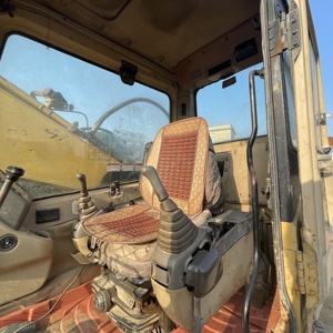ขายส่งรถขุดตีนตะขาบ Caterpillar 330bl 325bl มือสองของแท้จากญี่ปุ่น พร้อมมอเตอร์ปั๊มเครื่องยนต์ ความจุบุ้งกี๋ 1.8 ลูกบาศก์เมตร ใช้งานมาแล้ว 500-1000 ชั่วโมง - Product Image 2