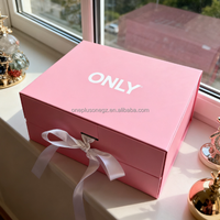 Boîte cadeau magnétique en carton rigide épais avec logo personnalisé, rose, laminée mate, pliable, avec ruban