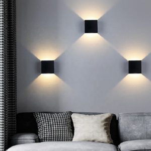 Lampes murales intelligentes sans fil modernes Shell 4000MAH pour la maison, avec capteur PIR magnétique, télécommande, pour salon, salle <span class=keywords><strong>de</strong></span> bain - Product Image 1