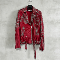 Veste en cuir vintage punk personnalisée OEM, avec clous argentés, broderies en cuir de vachette, patchs, vestes en cuir pour hommes