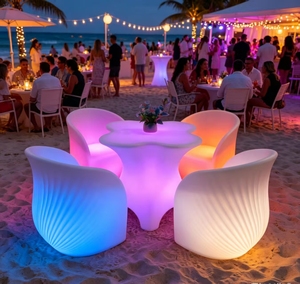 Set di Mobili Luminosi a LED RGB, Tavolo e Sedie a Forma di Fiore IP65 Impermeabile, Ricaricabile, 16 Colori Cangianti. Ideale per Patio Esterno - Product Image 6