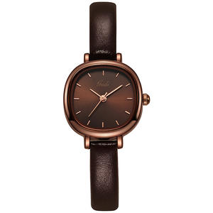Montre <span class=keywords><strong>pour</strong></span> <span class=keywords><strong>femme</strong></span> 2025, style coréen simple, bracelet en cuir de 30 mm, boîtier en acier inoxydable, mouvement à quartz écologique, résistance à l'eau 3 bars - Product Image 4