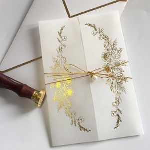 La <span class=keywords><strong>calligraphie</strong></span> invite <span class=keywords><strong>l</strong></span>'emballage en papier vélin avec impression sur feuille d'aluminium et cartes d'invitation de mariage en ficelle d'or - Product Image 5