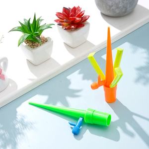 <span class=keywords><strong>Goutteur</strong></span> de <span class=keywords><strong>bouteille</strong></span> de dispositif de goutte à goutte d'auto-arrosage en <span class=keywords><strong>plastique</strong></span> réglable pour système d'auto-irrigation par goutte à goutte - Product Image 2