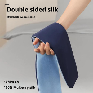 Mascherina per Occhi in Seta con Catena, Maschera per Dormire che Blocca la Luce, Ausilio per il Riposo per Signore e Signori - Product Image 1