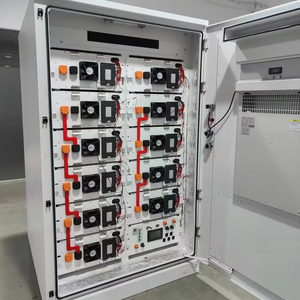 Armadio per Batterie agli Ioni di Litio da 241kWh per Esterni, Sistema di Accumulo Energetico Industriale e Commerciale (BESS) con Grado di Protezione IP55 e Efficienza del 91% - Disponibile - Product Image 1