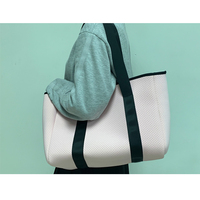 Bolso de neopreno perforado para mujer, bolsa de playa para verano, color rosa